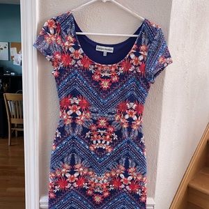 Multicolored short form fitting dress